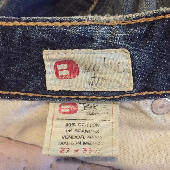 EUC BKE jeans with detailed pockets - Picture 8 of 8